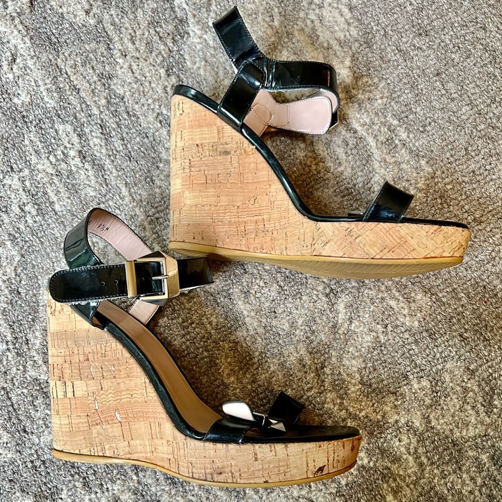 Stuart Weitzman Patent Leather Cork Wedge Sandals in Black